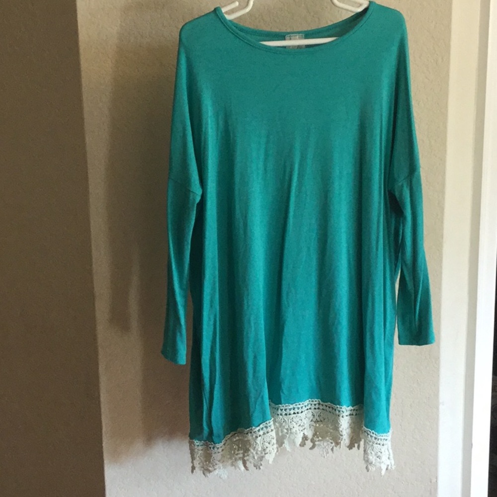 Girls small Bellamie brand tunic